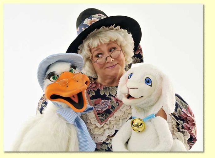 Margaret Clauder: Reading and Rhyming with Mother Goose